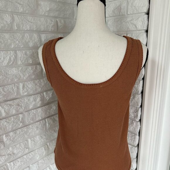 Burnt Orange Tank Top w/ Bow Detail - Picture 4 of 5